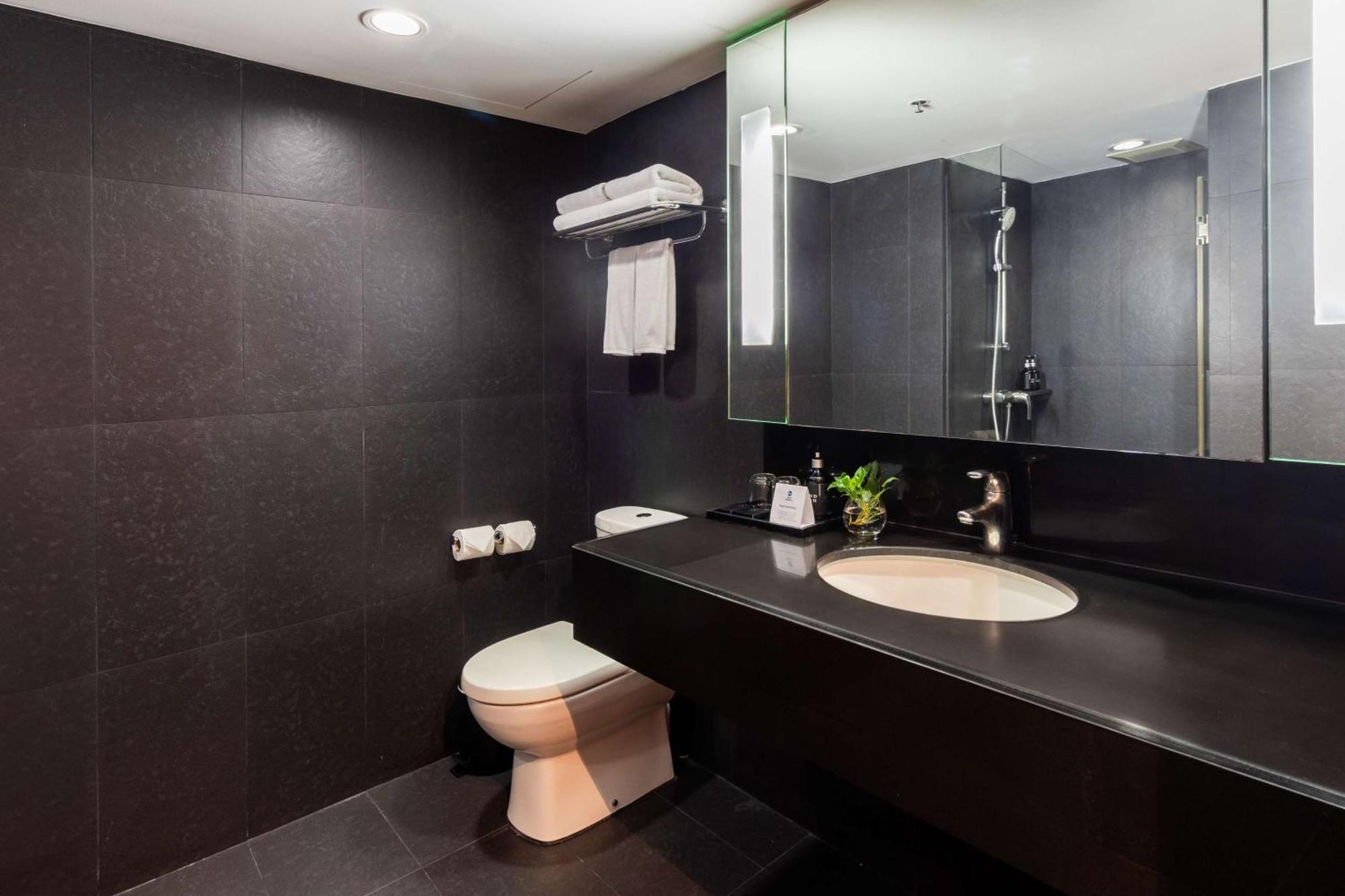 Best Western Sukhumvit 20 Bangkok Exterior foto
